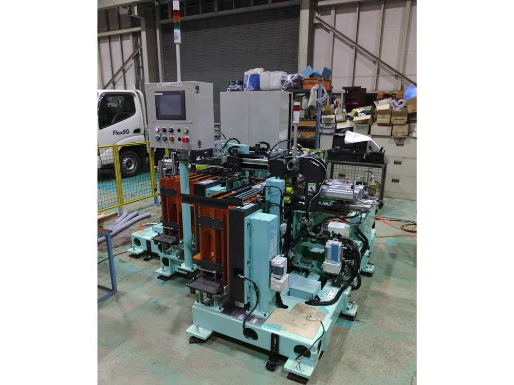 住宅室内 窓枠短尺専用 穴加工機本体